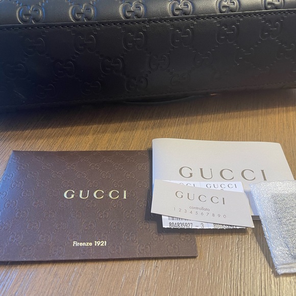 Gucci EMILY GUCCISSIMA CHAIN SHOULDER BAG - Picture 6 of 11